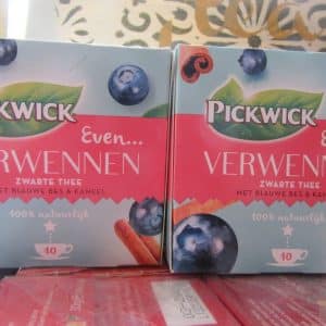 Pickwick Black Tea with Fruit and Spice